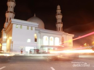 Masjid Kesultanan Oman Ada di Banda Aceh