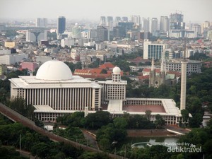 Masjid Megah Kebanggaan Indonesia