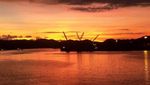 Masya Allah, Indahnya Senja di Pelabuhan Lembar