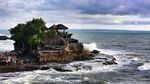 Mata Enggan Berkedip di Tanah Lot, Bali