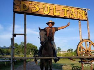 Mau Liburan Gaya Sultan? Coba Saja Wisata Berkuda