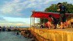 Mau Liburan Pantai Dekat Jakarta, ke Untung Jawa Saja!