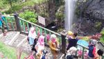 Mau Wisata ke Luar Negeri? Mampir Baturraden Saja Dulu