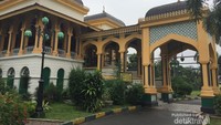 Istana Maimun