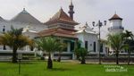 Megahnya Masjid Kebanggaan Warga Palembang