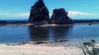 pantai tanjung layar