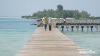 Jembatan menuju Tidung Kecil
