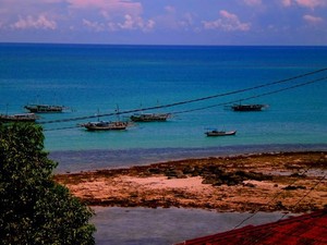 Melihat Aktivitas Nelayan Belitung dari Bukit Berahu