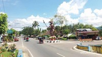 Patung ini merupakan ikonnya Suku Mongondow