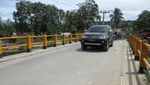 Melihat Jembatan Tano Ponggol di Samosir