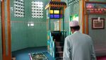 Melihat Masjid Raya Sulaimaniyah Pantai Cermin di Sumatera Utara