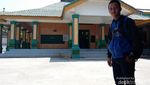 Melihat Masjid Raya Sulaimaniyah Pantai Cermin di Sumatera Utara