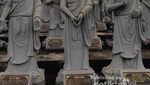 Melihat Patung Seribu Wajah Buddha di Pulau Bintan
