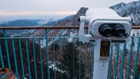 Teropong koin di Gunung Seorak