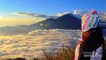 Melihat Samudera Awan dari Puncak Gunung Batur
