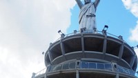 Patung Tuhan Yesus