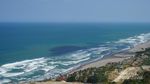 Memandang Pantai Cantik dari Atas Bukit Watugupit