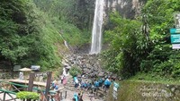 Air Terjun Grojogan Sewu Tawangmangu