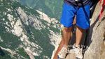 Menantang Maut di Gunung Hua China