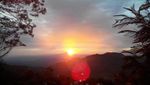 Menanti Golden Sunrise di Puncak Sikunir