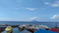 Suasana pelabuhan