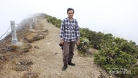 Menuju puncak Gunung Gede