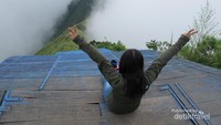 Secuil Pemandangan dari Puncak Gunung Telomoyo