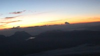 siluet indah dari atas gunung