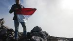 Mendaki Gunung Berapi Tertinggi di Indonesia