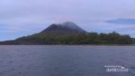 Mendaki Gunung di Tengah Laut