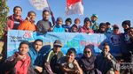 Mendaki Gunung Gede Tanpa Embel-embel Plastik