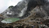 Kawah Gunung Sibayak