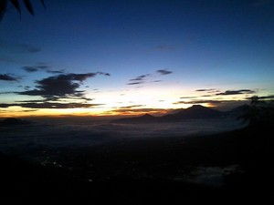 Mendaki Gunung Sindoro di Musim Pancaroba, Menantang!