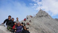 view puncak merapi