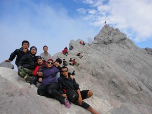 Mendaki Puncak Gunung Merapi, Perlu Keberanian Tinggi