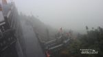 Mendaki Puncak Tertinggi Indochina Hanya 20 Menit Saja
