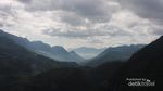Mendaki Puncak Tertinggi Indochina Hanya 20 Menit Saja