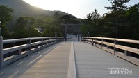 Ise Jingu Naiku di kala senja
