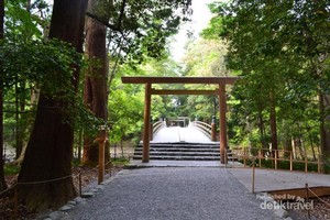 Mendatangi Mekkah-nya Orang Jepang