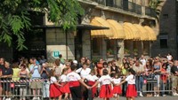 Sardanes, tarian khas Catalan