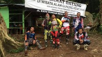 Gerbang menuju pendakian Gunung Kencana
