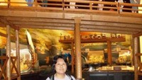 Di salah satu ruang dalam Musium Sejarah Osaka
