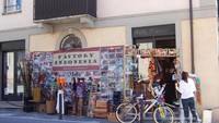 Ada toko handycraft Indonesia