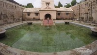 Umbul Binangun yang khusus untuk sultan dan permaisurinya