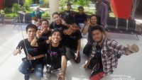 Saat saya bertemu teman-teman dari daerah lain di Tambolaka
