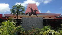 Patung Pasola yang mempresentasikan Sumba