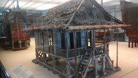 Replika rumah adat