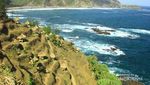 Menganti, Pantai Eksotis di Balik Pegunungan Karst Kebumen