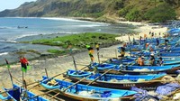 Deretan perahu nelayan