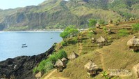 Saung di atas bukit